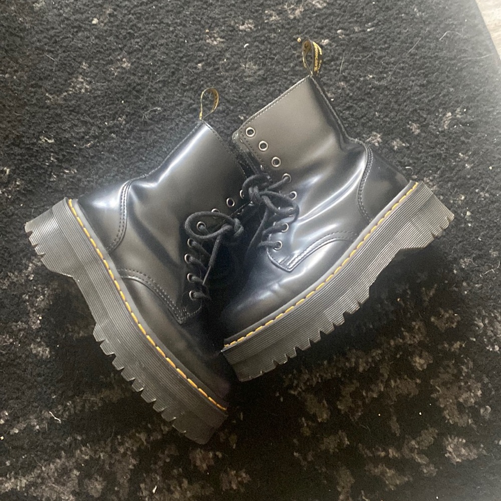 Dr. Marten jadon